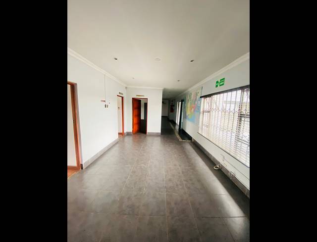 638M² BUSINESS FOR SALE IN NEW REDRUTH